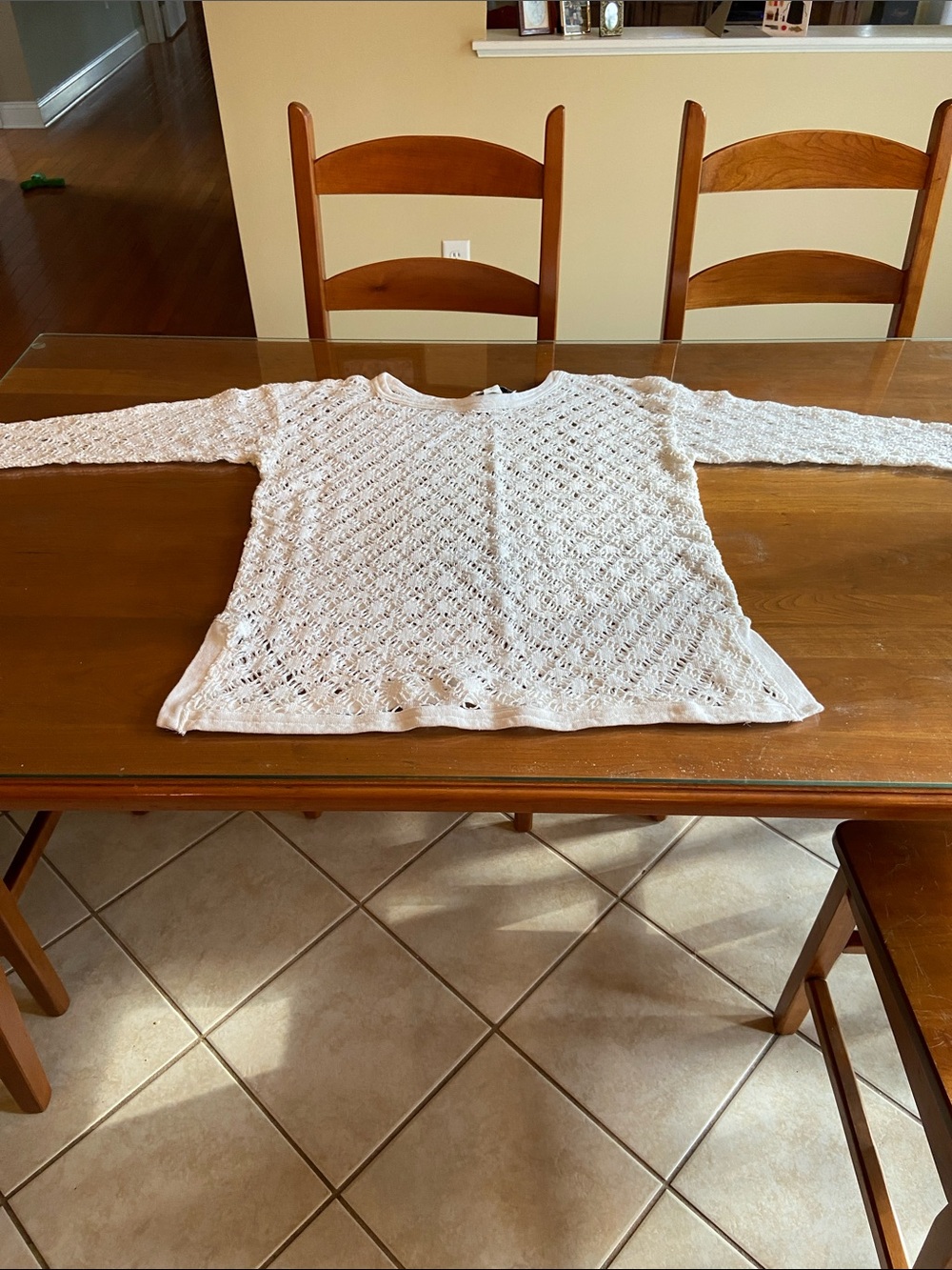 White Open-Knit Lightweight, Feminine Cover-Up. M